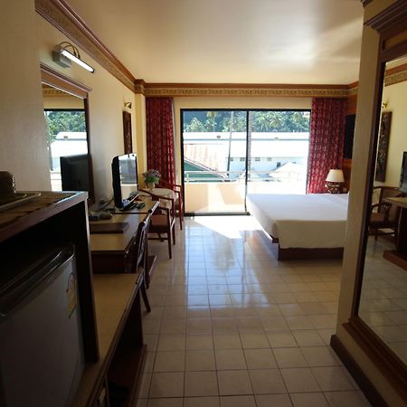Phi Phi Hotel Exterior foto