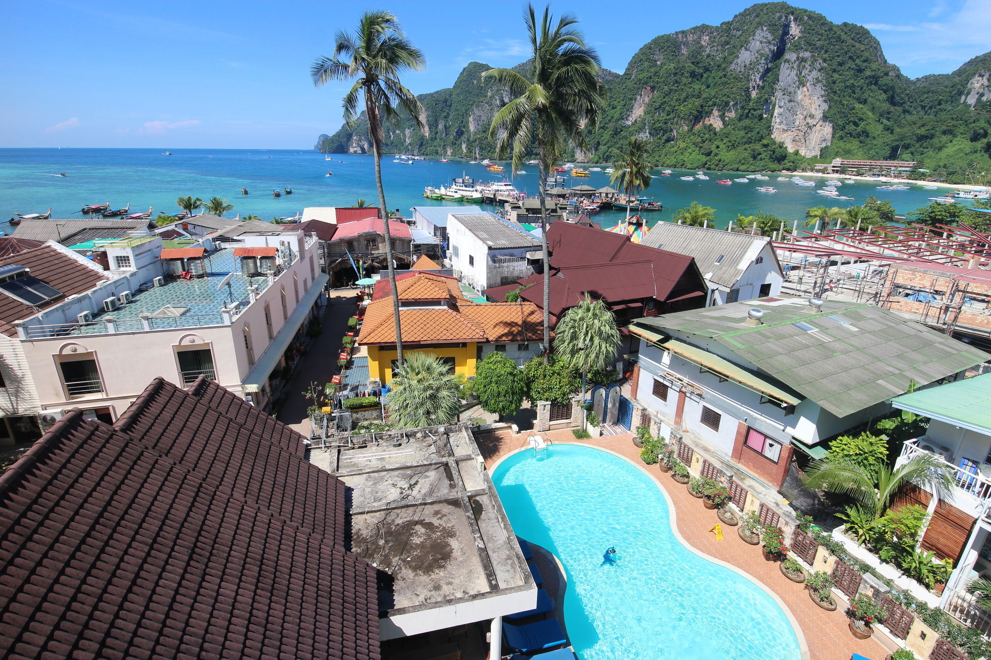 Phi Phi Hotel Exterior foto